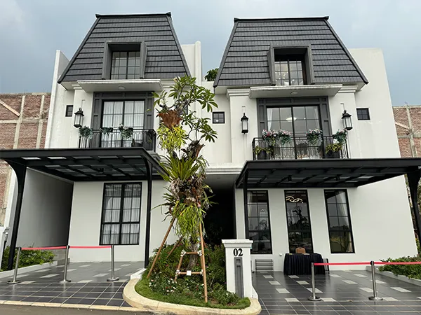 The Ebony Residence